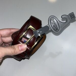 BRIGHTON 36113 ANILINA men’s leather belt
Men’s sz‎ 42